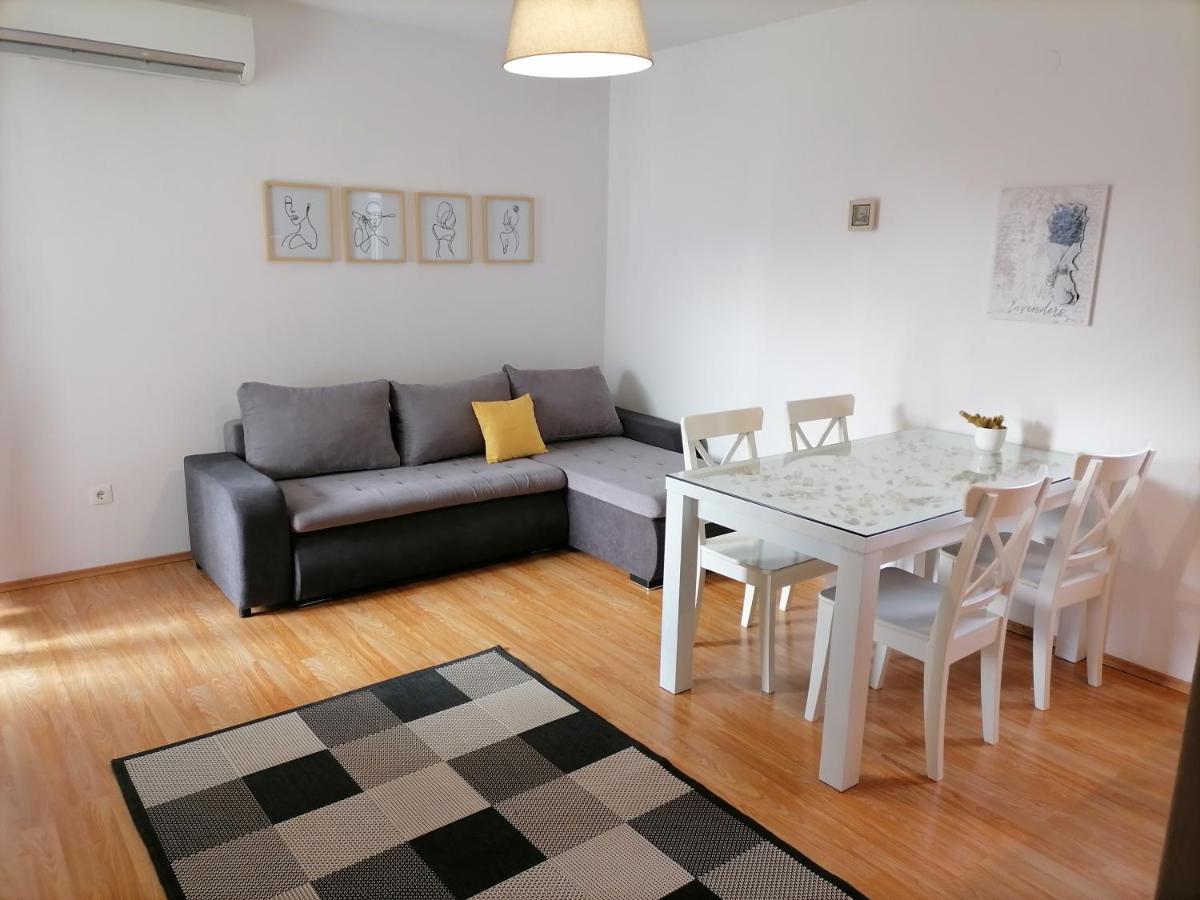 Apartments Dora Bibinje, 30 M From The Sea Kültér fotó