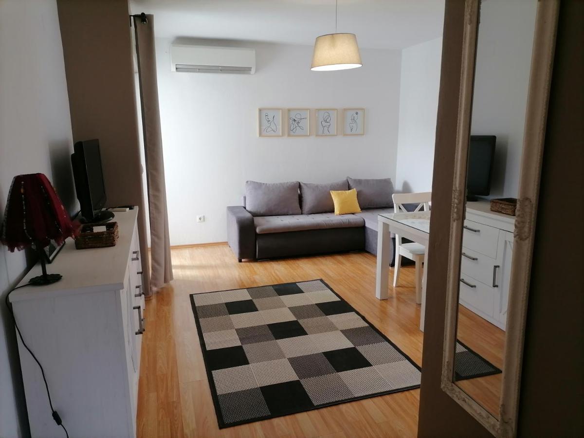Apartments Dora Bibinje, 30 M From The Sea Kültér fotó