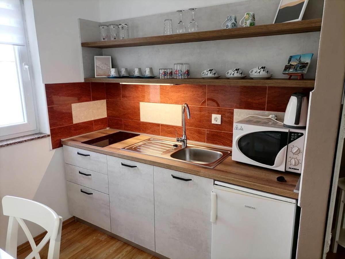 Apartments Dora Bibinje, 30 M From The Sea Kültér fotó